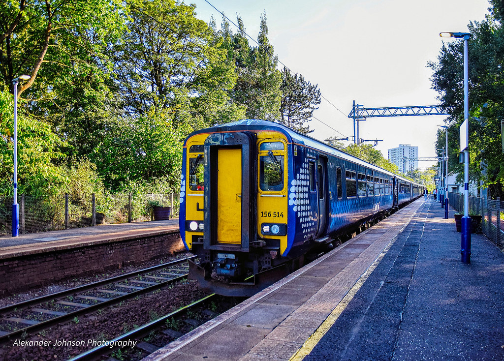 156514+156462+156509 @ Pollokshaws West