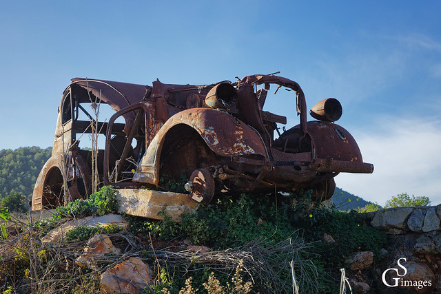 Autowrack Citroen / abandoned car