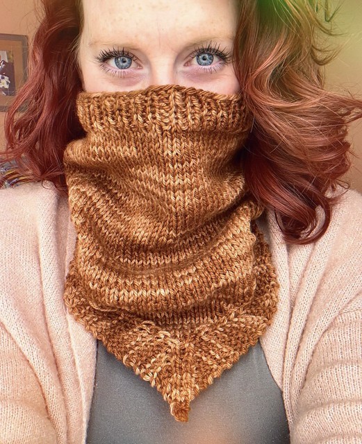 Christina (@thebusyknitter) finished this Nottawasaga Buff by Blue Heron Design Ont.