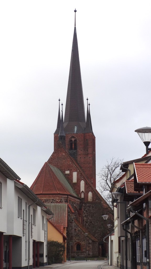 ab 1285 Stendal Hallenkirche St. Petri in Backsteingotik Petrikirchhof 4 in 39576