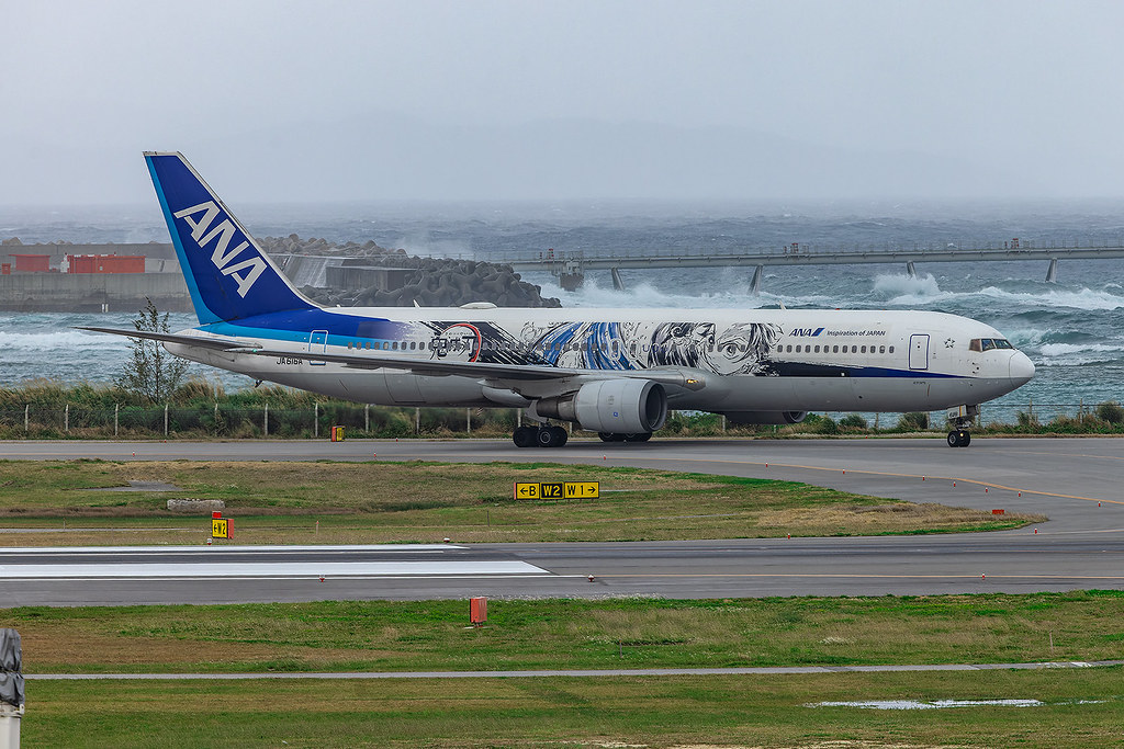 JA616A, Boeing 767-381ER All Nippon Airways @ Naha-Okinawa OKA ROAH