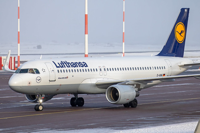 Lufthansa - Airbus A320-214/S D-AIWA @ Helsinki Vantaa