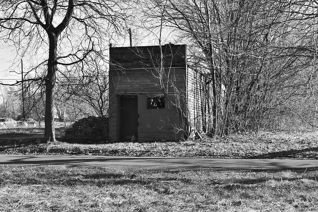Small forgotten structure Detroit Michigan
