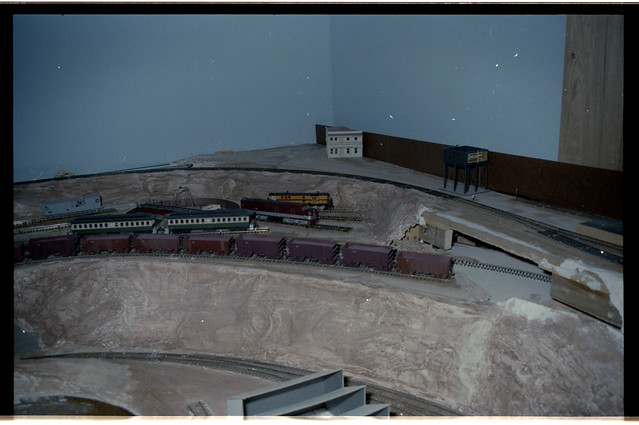c.1983 Belair - South Australia John Gordons Model Railway Layout (John Parkes Collection - Chris Drymalik Collection n184-10)