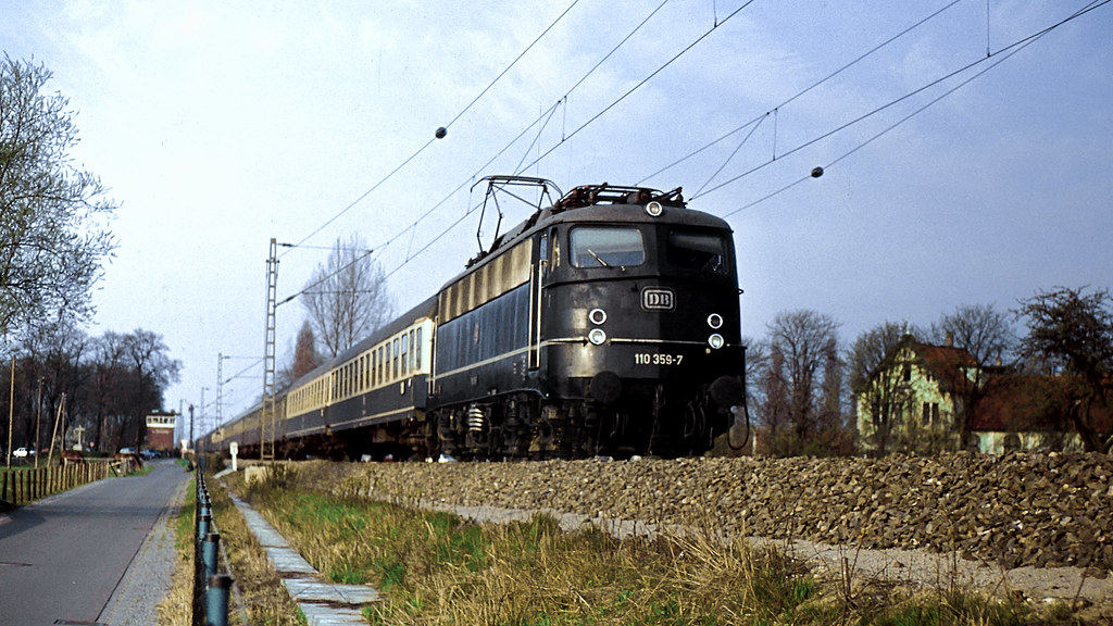 DB 110 359 Bk Schleuse 25.04.1978