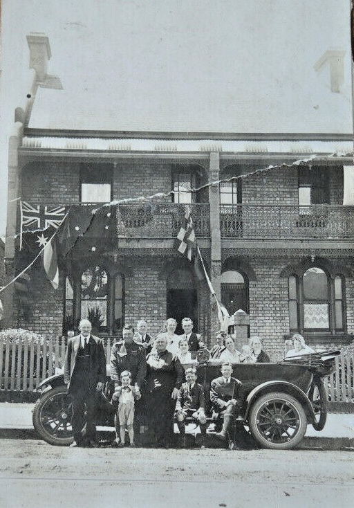 Outside 72 Falcon Street, North Sydney, N.S.W. -  1919
