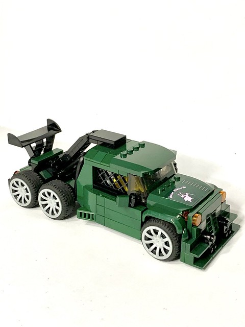 Lego Humvee 6X6, cuando lo vi me desperto de nuevo la fiebre de los rod…..  Lego Humvee 6X6, when I saw it the rod fever woke up again.   #lego #legospain_official #gasmonkeygarage #rrrowlings #humvee  #6x6offroad #ratrodstyle #hotrodart #moc #moclego
