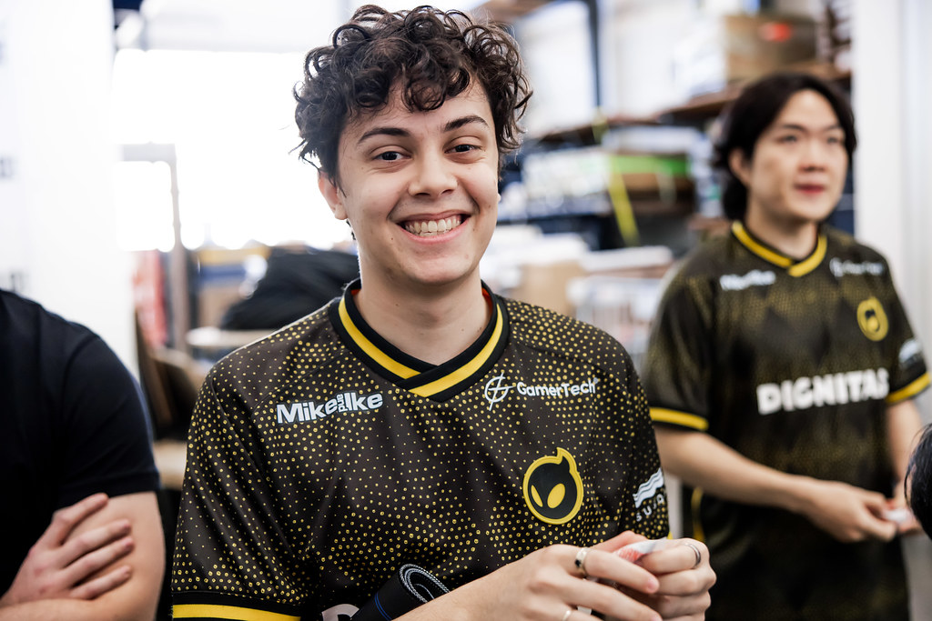 LCS Spring Split 2024 Week 4 - Day 1
