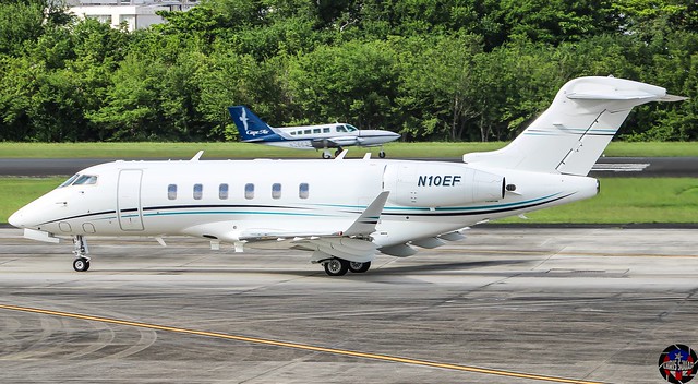 Private/Bombardier Challenger 350/N10EF