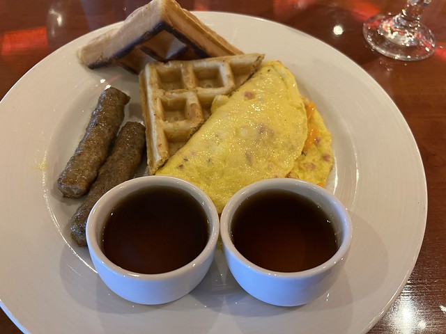 Waffle with link sausage, omelette
