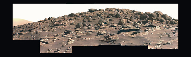 Mars Perseverance Rover / Sol 1054   -  MastcamZ(Left)