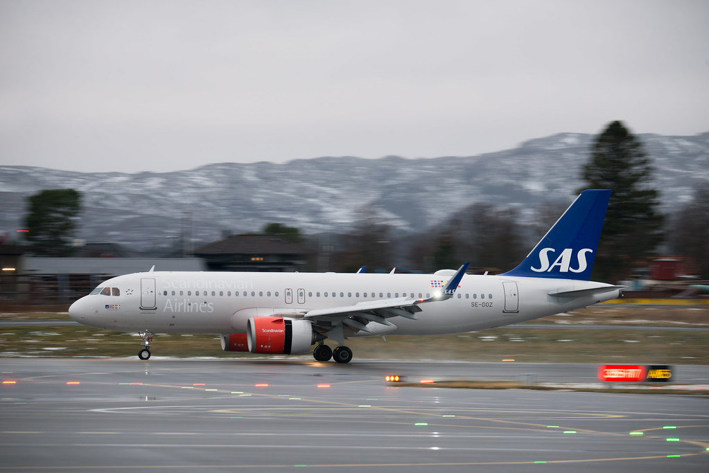 SAS - SE-DOZ - A320-251N