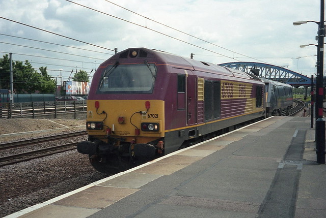 EWS Class 67 67021 & 91104 - Peterborough