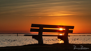 Sunset bench (HBM)