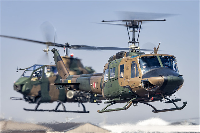 Fuji UH-1J and AH-1S Cobra - 01