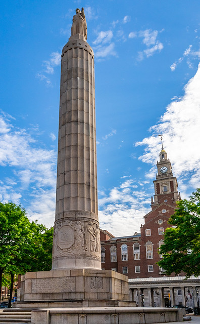 World War I Memorial & Providence County Courthouse