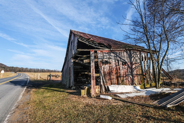 Barn in Decay