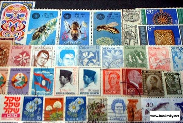 Whole World 300 various stamps