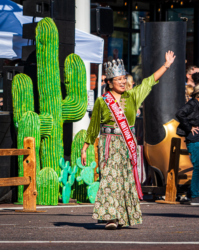 Miss Navajo Nation - Scottsdale Parada del Sol