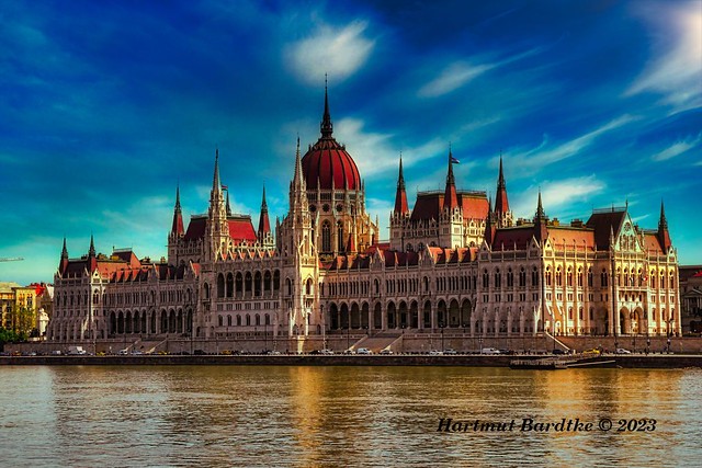 Budapest - Ungarisches Parlamentsgebäude