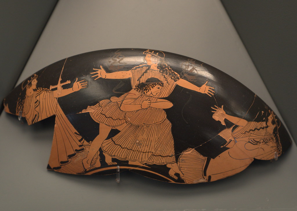 Fragment of an Athenian Red Figure kylix (cup) representing Peleus wrestling Thetis (Vatican 34977)