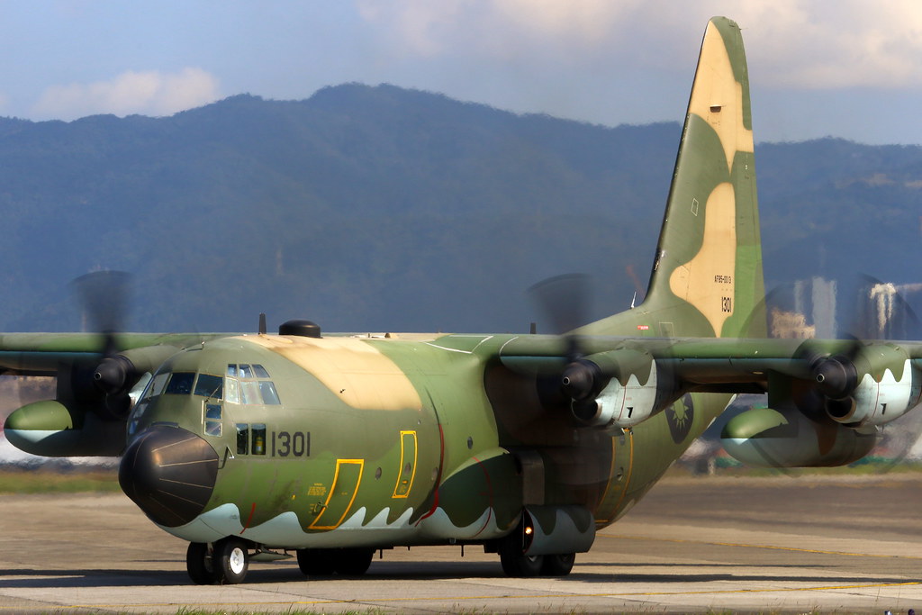 Taiwan Air Force 中華民國空軍 ROCAF Lockheed-Martin C-130H 1301