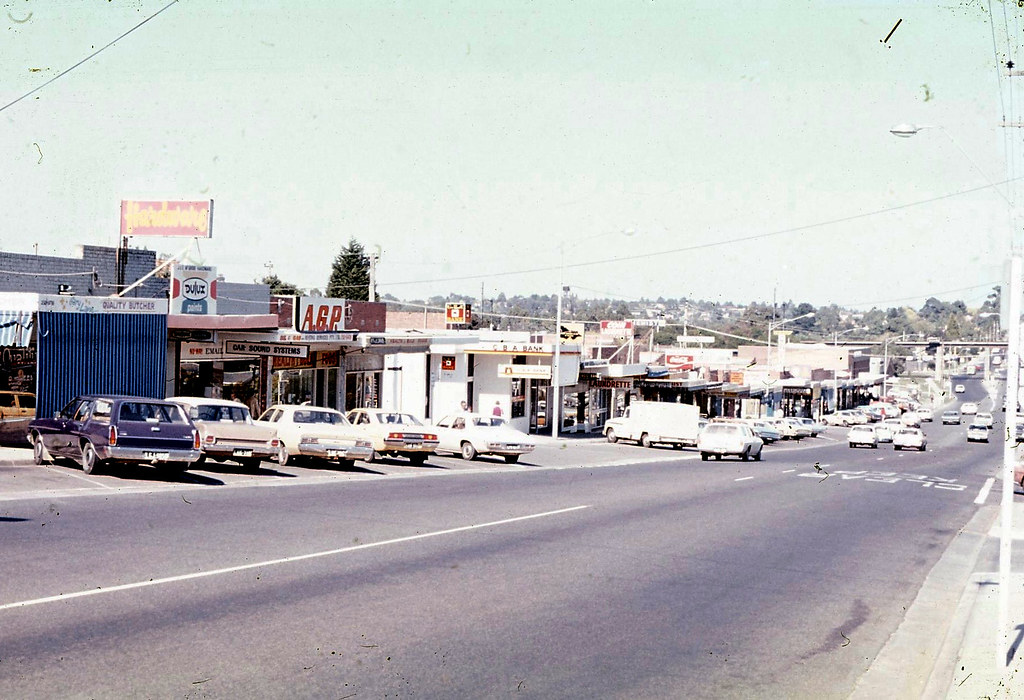 Blackburn Road, Syndal, looking south, circa 1970s