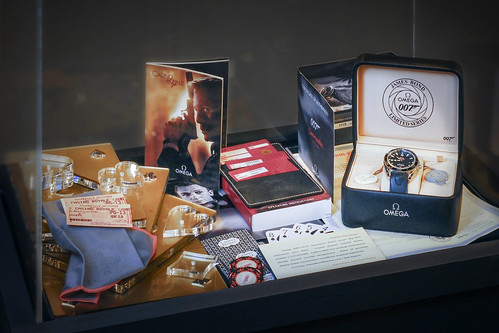"Bond Watches, James Bond Watches" Gallery Display of Commemorative Omega &amp;quot;Casino Royale&amp;quot; Seamaster Planet Ocean reference 2907.50.91, released in 2006, along with associated materials. This kiosk featured in first-of-its-kind exhibition of all then-known James Bond watch brands worn on-screen in EON Productions movies to date, hosted at the National Watch &amp;amp; Clock Museum in Columbia, Pennsylvania, June 11, 2010 - April 30, 2011.

Full resolution image size: 3430 x 2287
Aspect ratio: 6 x 4

Any use of this image subject to terms of licensing with attribution for non-commercial purposes, no derivatives, and &lt;b&gt;must&lt;/b&gt; be accompanies by its complete  copyright reference:

© 2010, 2024 JamesBondWatches.com, All Rights Reserved. USA