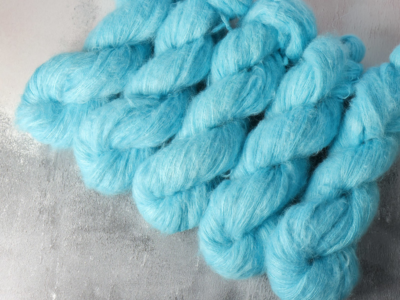 Fuzzy Lace – Brushed Baby Suri Alpaca & Silk hand dyed yarn 50g – ‘Iceberg’