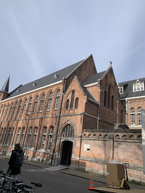 KU Leuven campus en Alexianenplein.