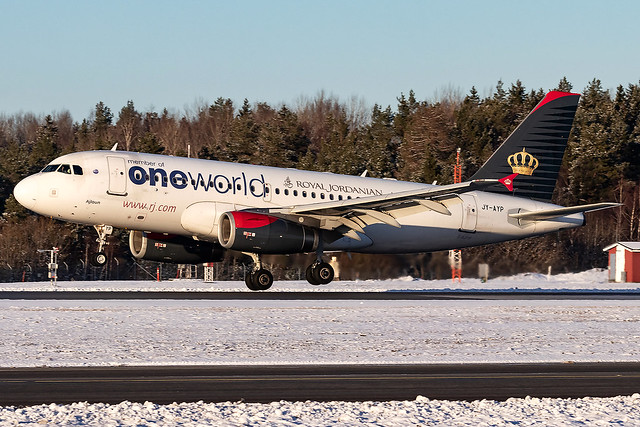 JY-AYP Royal Jordanian Airlines OneWorld Special Livery A319 Stockholm
