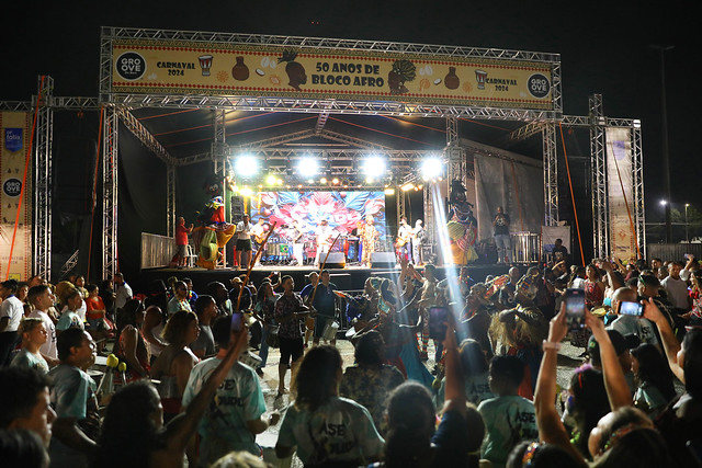 13/02/2024 - Último dia do Carnaval reúne foliões em blocos no Plano e em Taguatinga