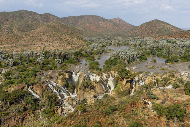 Epupa Falls, entre Angola et Namibie