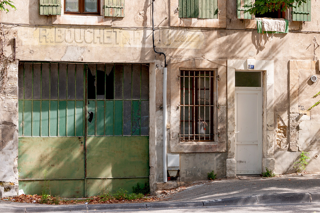 Run-down Space Owned by R. Bouchet Previously in Bollene - South of France