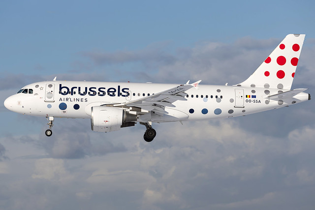 Brussels Airlines A319-111 OO-SSA