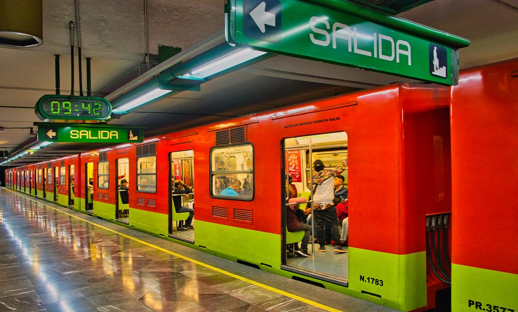 2023 - Mexico City - 143 of 181 - Metro Tacubaya Station