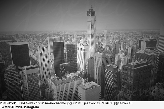 2018-12-31 0304 New York in monochrome