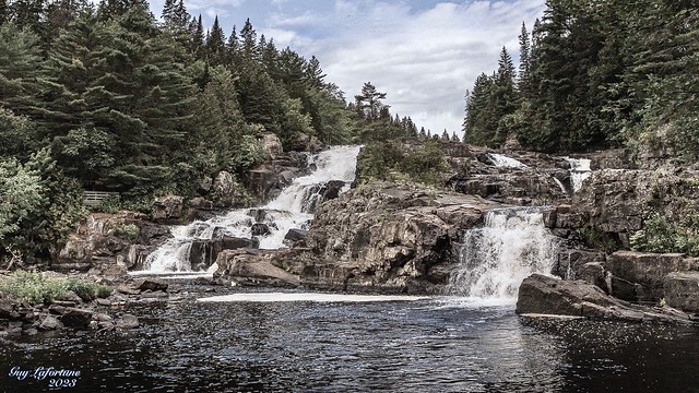 BEAUTIFUL WATERFALS of the LAURENTIDES in ( Quebec Province ) of CANADA