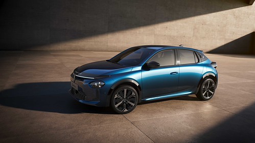 Lancia potencializa o seu regresso com o novo Lancia Ypsilon