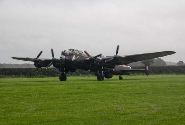 Avro Lancaster - NX611 / Just Jane