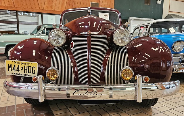 1939 Cadillac Series 60 Special Sedan @ Classic Auto Mall, Morgantown, PA