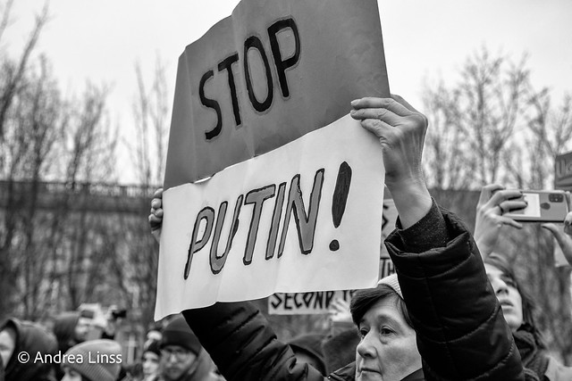 Stop Putin ...