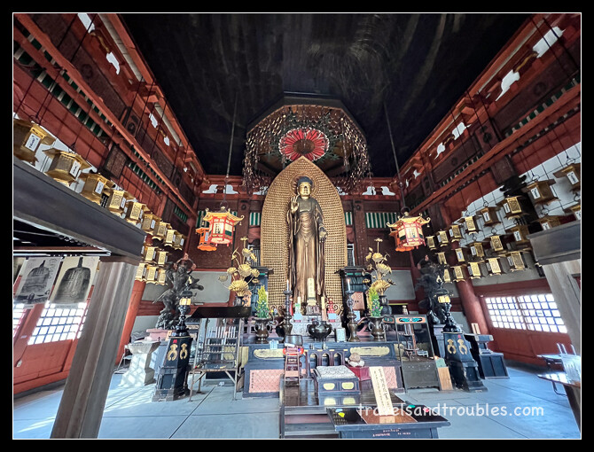 Shitenno-ji Eireido (Old Bell Tower) - Boeddha
