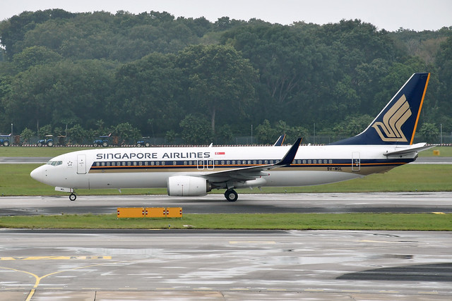 Singapore Airlines 9V-MGL