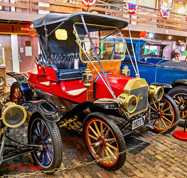 1910 Ford Model T Roadster 1a (edit)