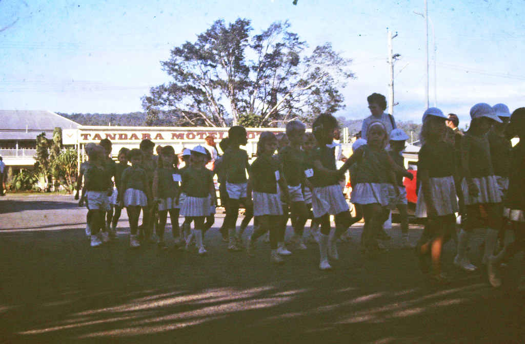 Sports day for school students at Sarina, Qld - 1980s