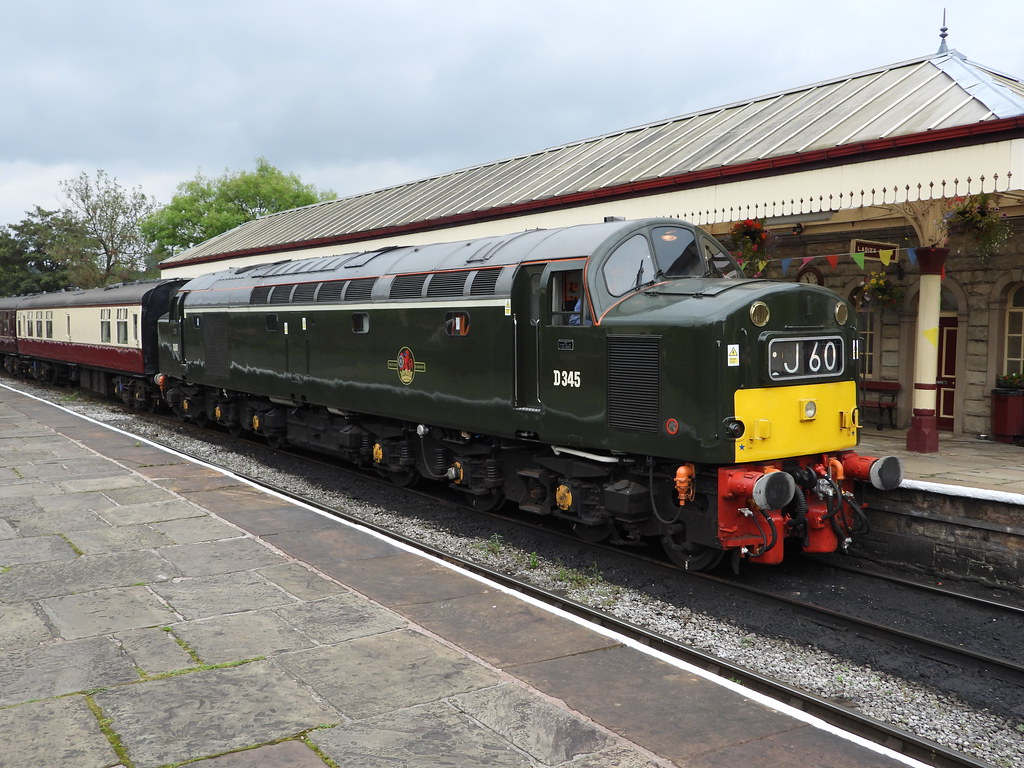 D345 (40145) at Ramsbottom Station on the East Lancs Railway