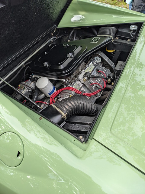 Ferrari Dino 308 GT 4, V8 engine