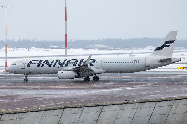 Finnair - Airbus A321-231/S OH-LZU @ Helsinki Vantaa