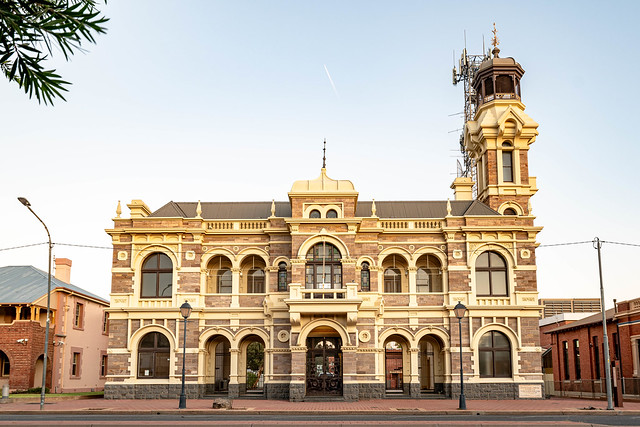 The Old Town Hall (Broken Hill, Far West New South Wales)